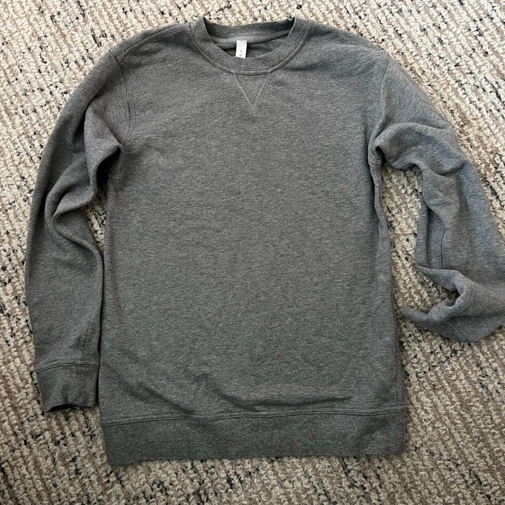 LULULEMON Women’s Sweater Size 4 Color Gray